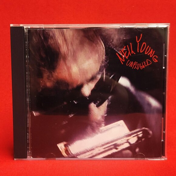 Neil Young Unplugged CD 1993 - Picture 1 of 8
